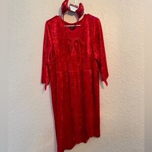 Torrid Halloween red velvet dress size 2